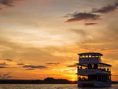 african-queen-cruise.jpg