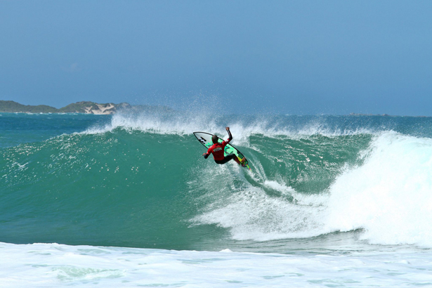 Surfing1.jpg