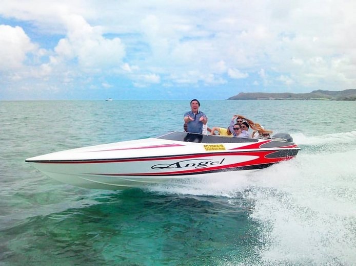 speed_boat-angel-cruises-mauritius-traveller-fast-boat_mauritius-speed-boats_island_boat-trips-mahebourg-ile-aux-cerfs-waterfalls-snorkelling-marine-life-fauna-flora_11__1.jpg
