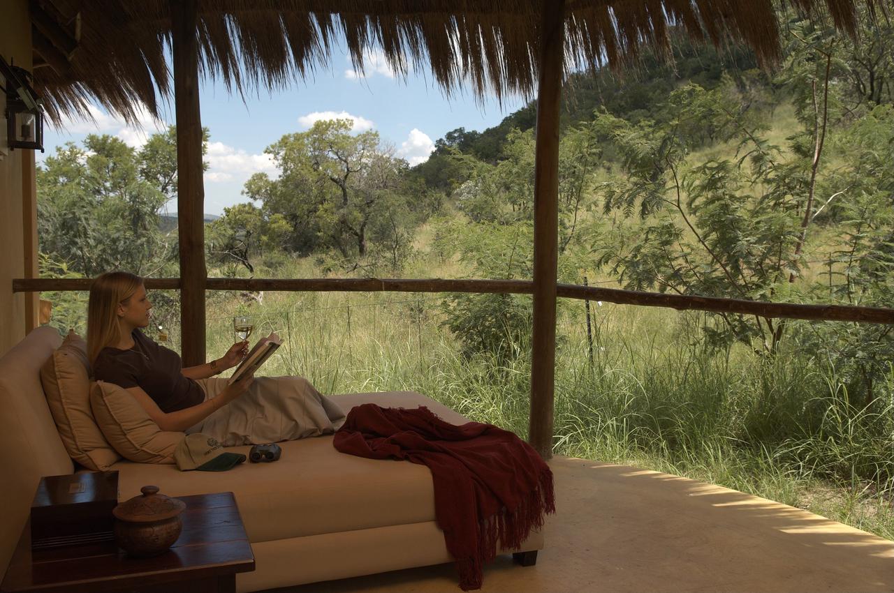 cedarberg-ivory-tree-game-lodge-standard-suite-3.jpg