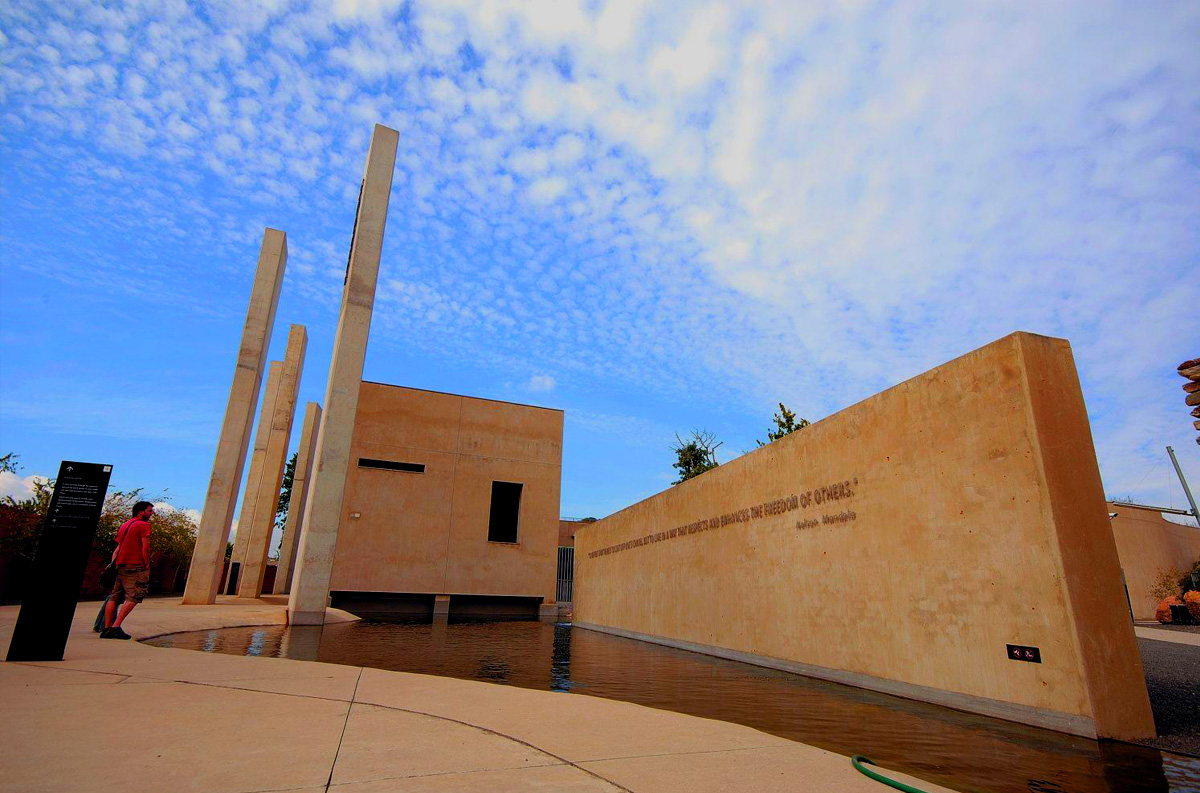 nelson-mandela-apartheid-museum-wilro-tours-transfers.jpg