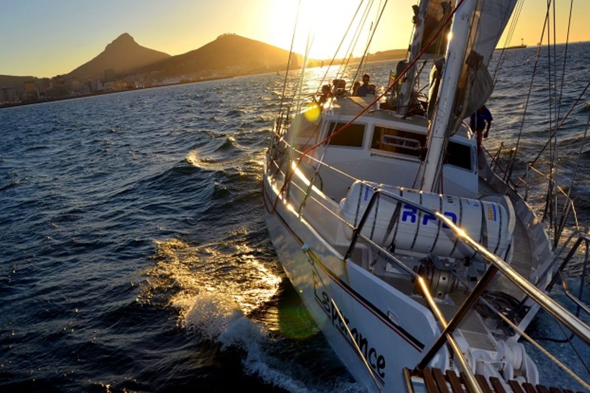 Waterfront_Charters_Sunset_Cruise_ak7mdl.jpg
